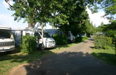 camping à Montignac avec emplacement