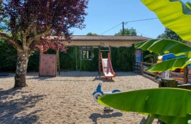 aire de jeux toboggan