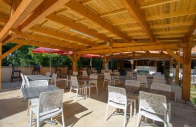 terrasse restaurant montignac